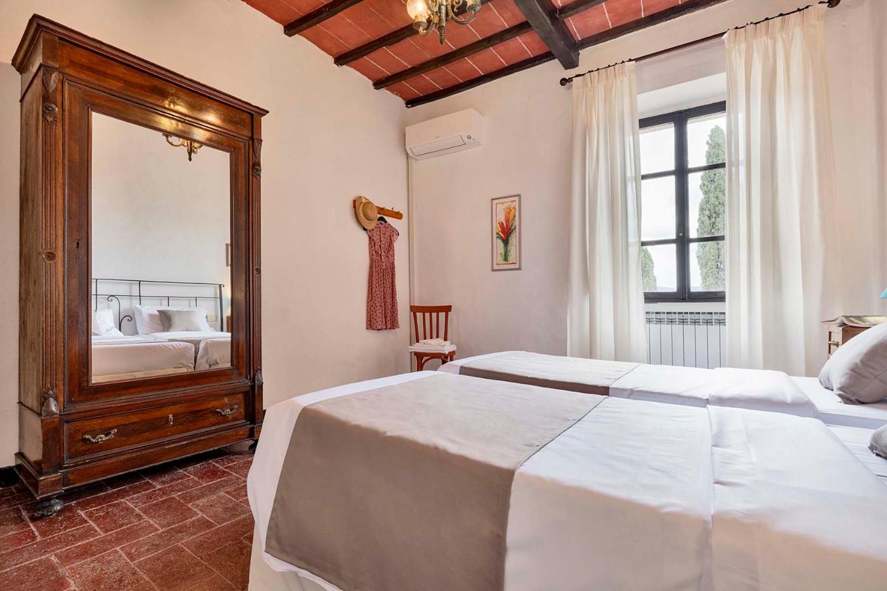 Agriturismo Tenuta Di Mensanello Колле-ді-Валь-д'Ельса Номер фото