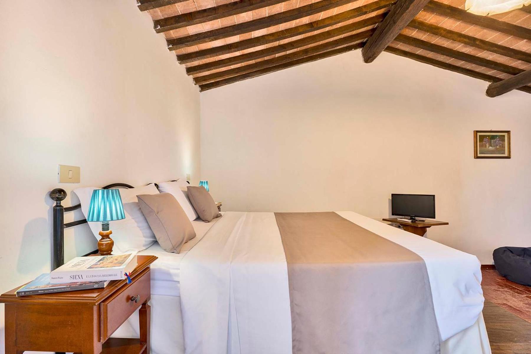 Agriturismo Tenuta Di Mensanello Колле-ді-Валь-д'Ельса Номер фото