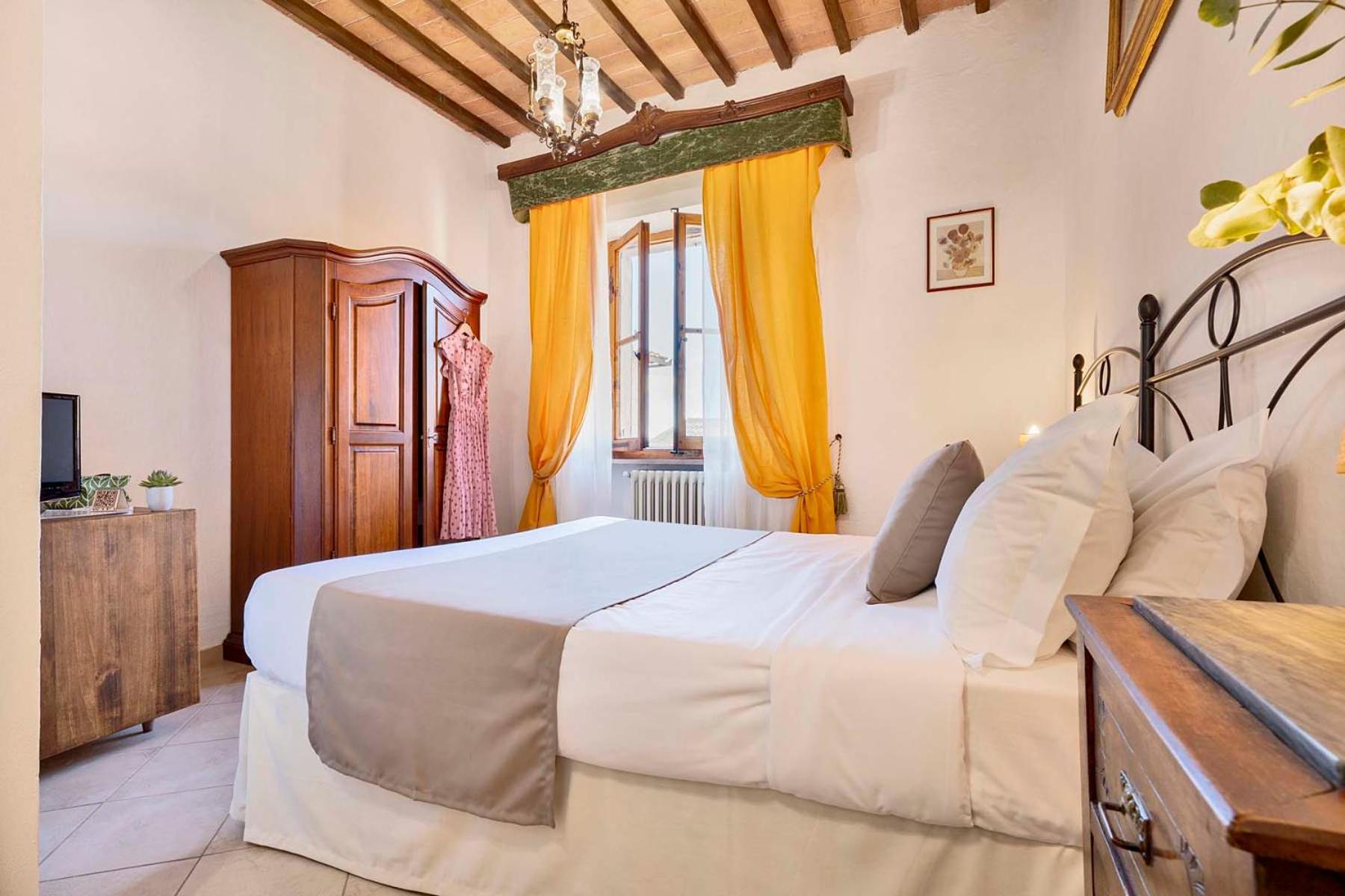 Agriturismo Tenuta Di Mensanello Колле-ді-Валь-д'Ельса Номер фото
