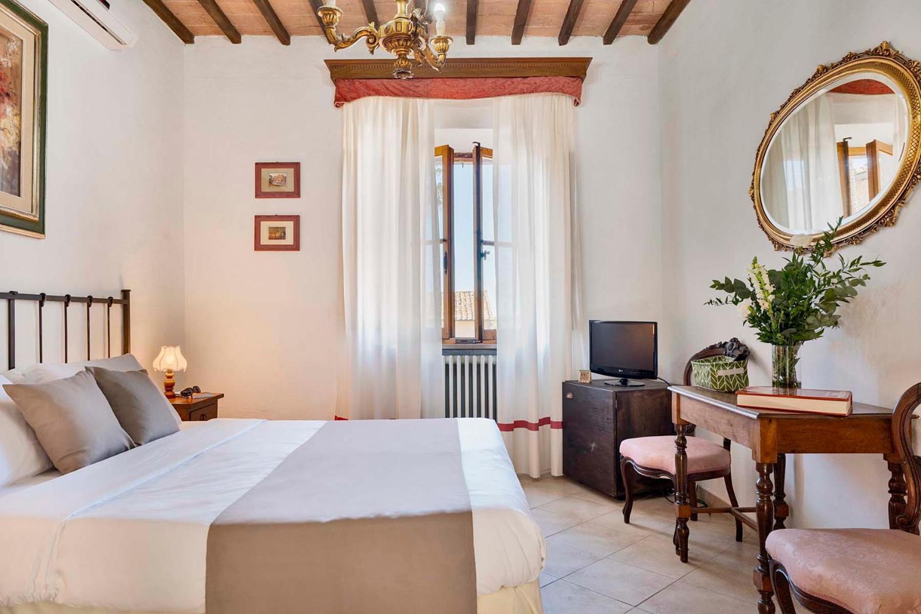 Agriturismo Tenuta Di Mensanello Колле-ді-Валь-д'Ельса Номер фото